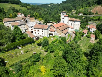 Le jardin et la maison vus du ciel