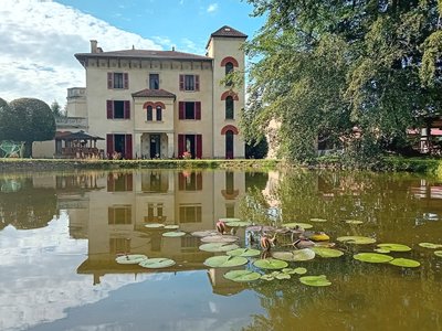 Extérieur du Domaine de Marchal