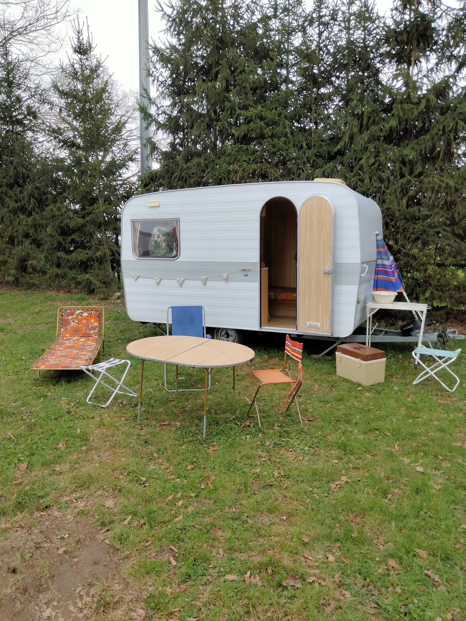 Caravane extérieur