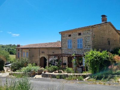 Extérieur du gîte de groupe