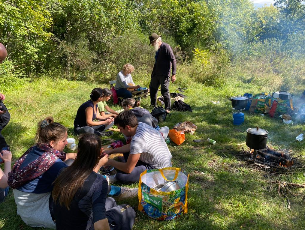 Balade découverte et utilisation des plantes sauvages comestibles au lac d'Aubusson_Aubusson-d'Auvergne