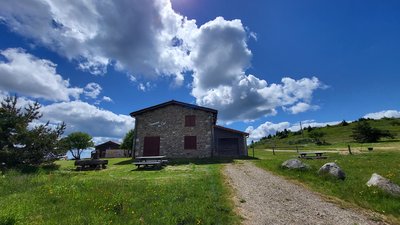 L'arrivée à l'Auberge du col du Béal