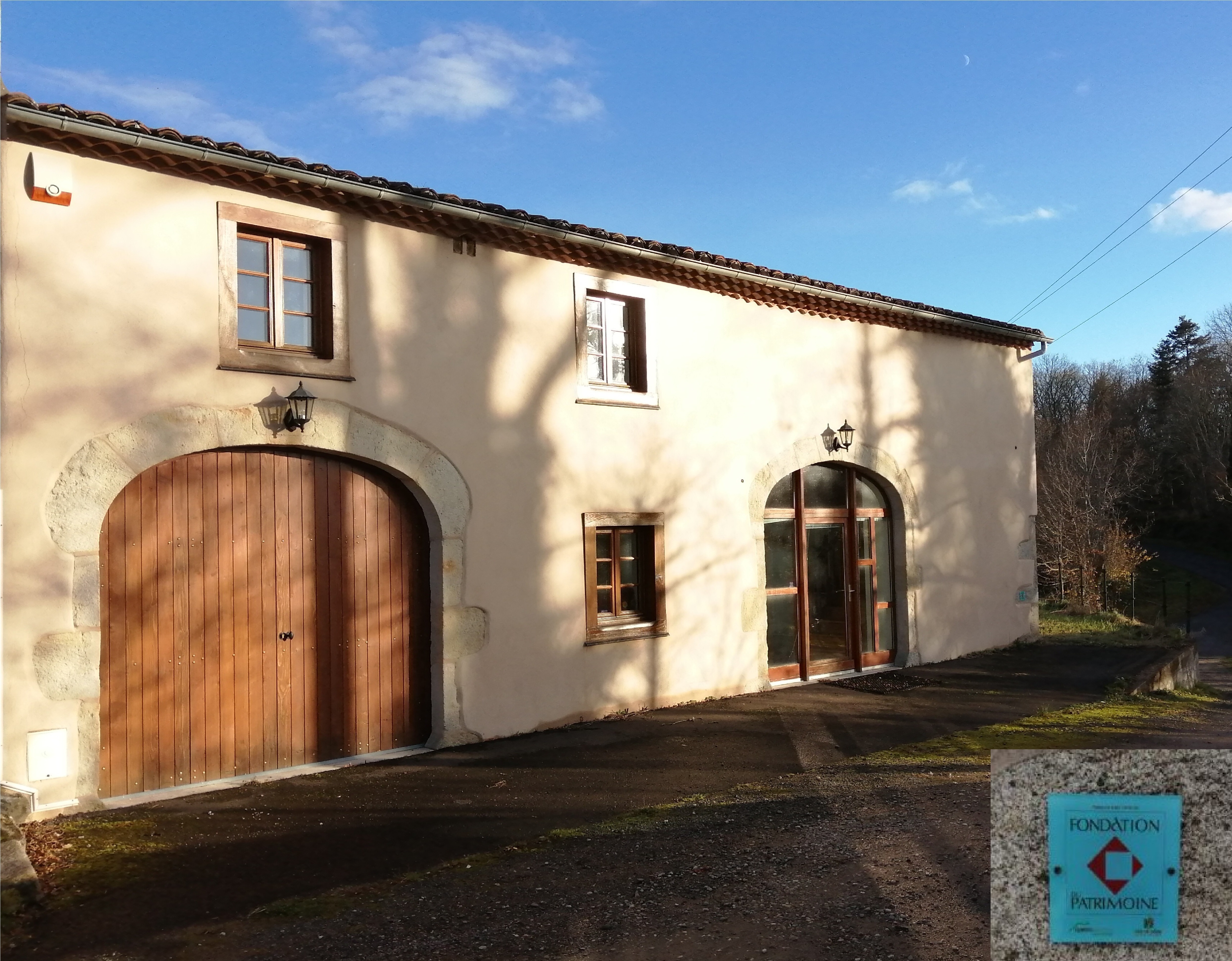 1-Façade-Gite-La grange de Paul-auvergne-livradois-forez-copyright jérémie bedouet.jpg